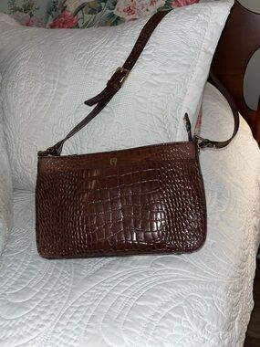 Vintage Etienne Aigner Croc-Embossed Brown Leather Shoulder Bag - Excellent